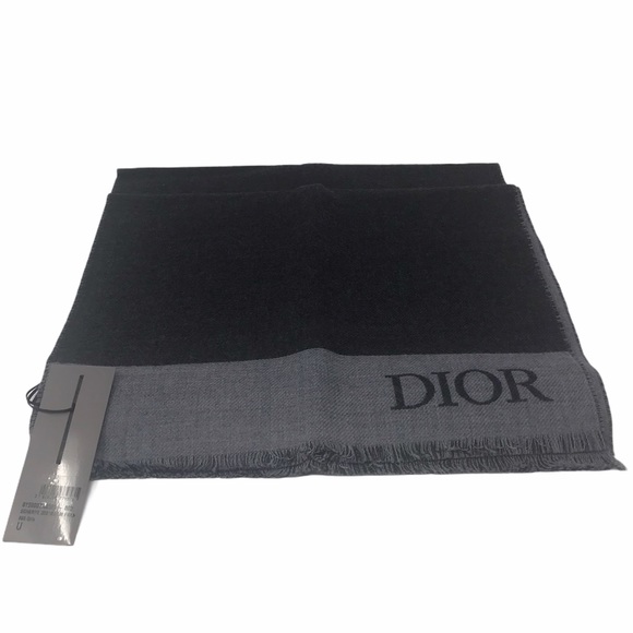 Brand New Dior Grey Wool Scarf - Picture 8 of 8